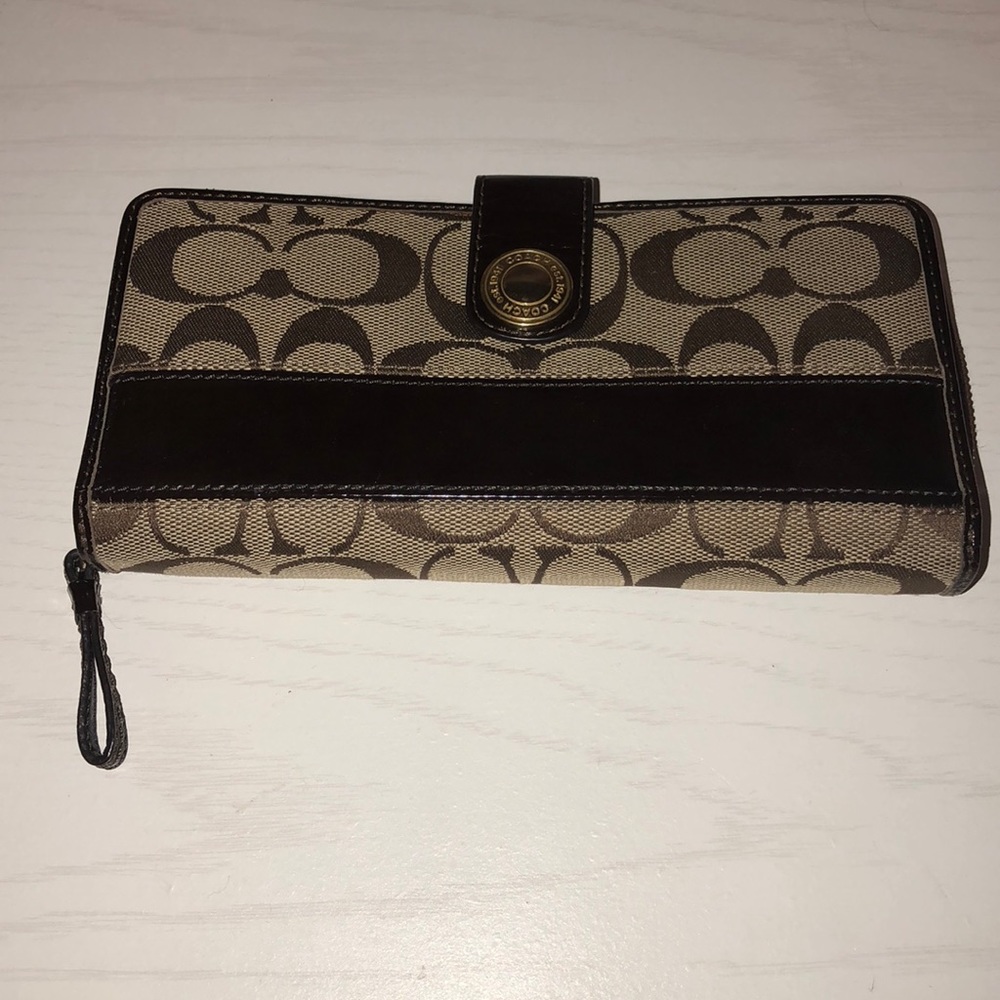 Coach wallet